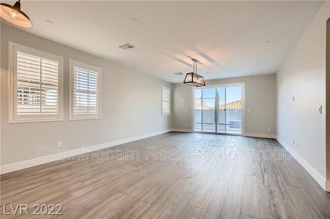 Foto del edificio - 3152 Tronzano Ave