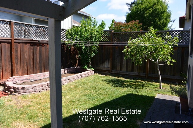 Building Photo - 1505 Abercrombie Way