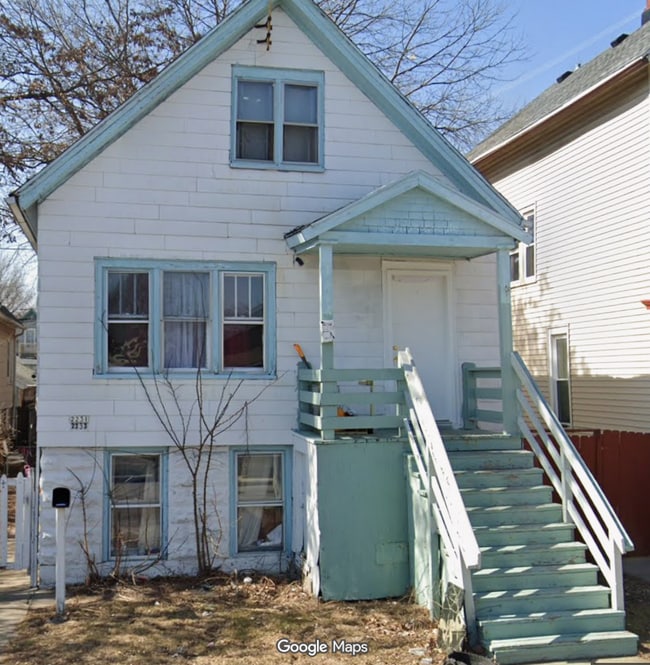 Building Photo - 2233 S 18th St