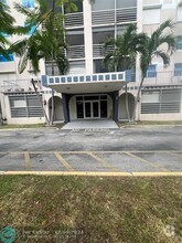 Building Photo - 501 E Dania Beach Blvd