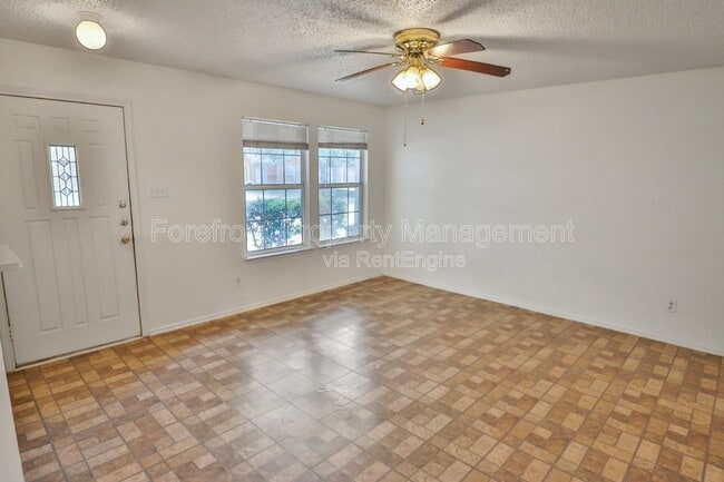 Building Photo - 1815 Big Rock Dr