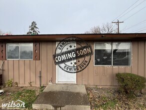 Building Photo - 35 W Viola Ave