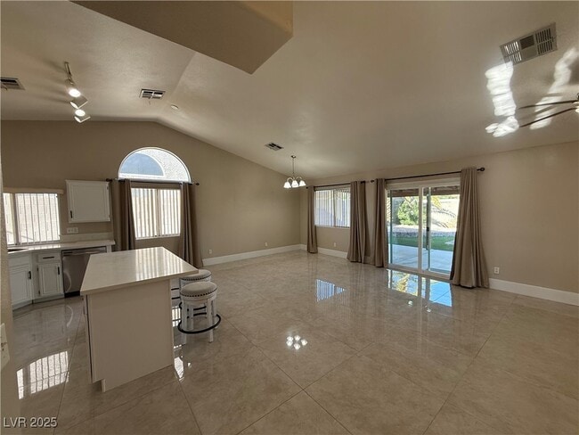 Foto del edificio - 517 Scenic Terra Dr