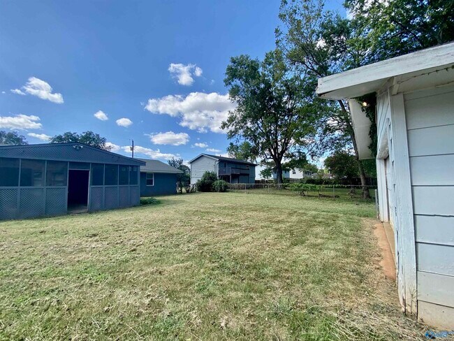 Building Photo - 3937 Mccalley Pl