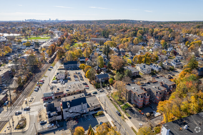 Aerial Photo - 569 Franklin St