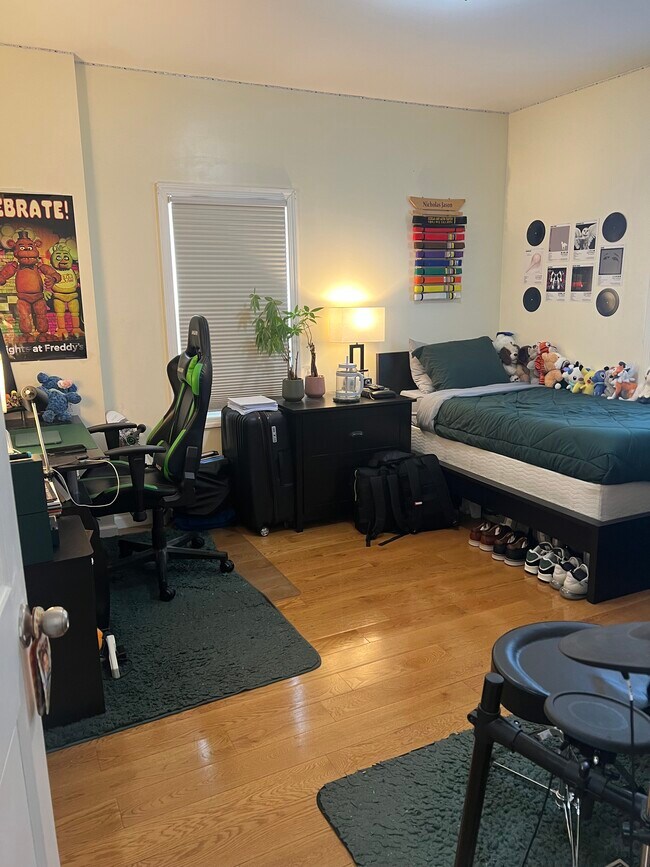 Foto del edificio - 8482 164th St