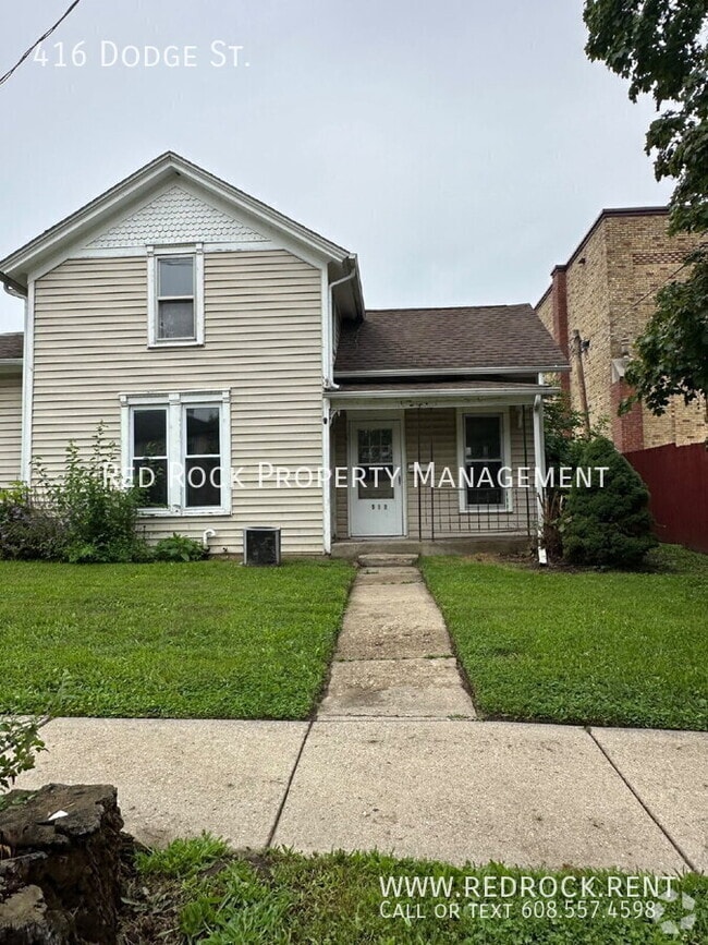 Building Photo - 416 Dodge St