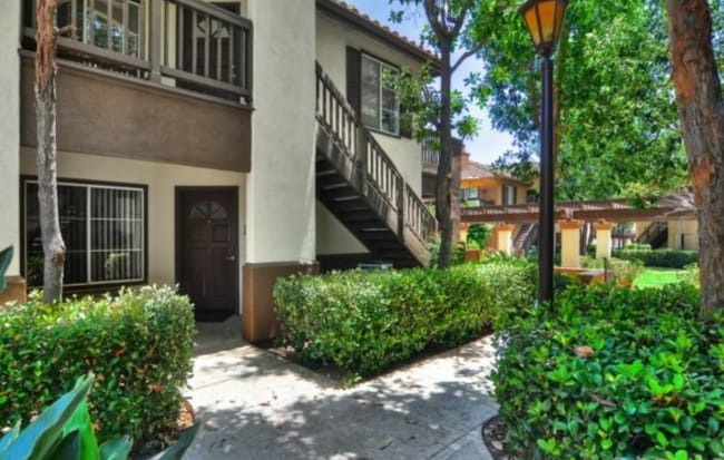 Building Photo - 2960 Champion Way