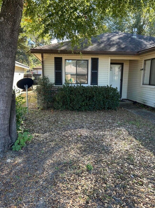 Building Photo - 2908 Alpine Pl