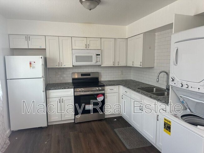 Foto del edificio - 2918 E Roeser Rd