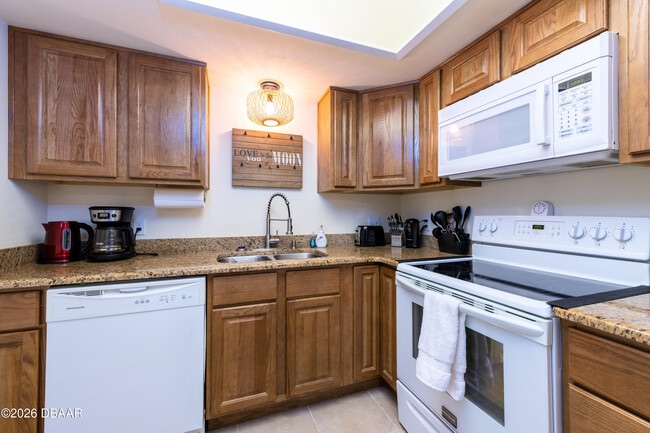 Foto del edificio - 3602 S Peninsula Dr