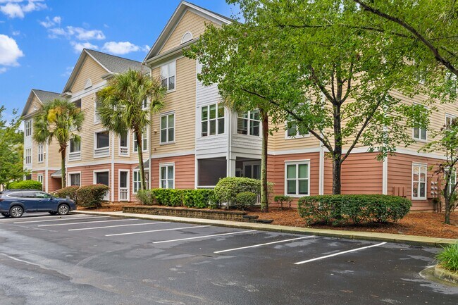 Foto del edificio - 500 Bucksley Ln