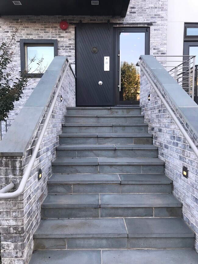 Foto del edificio - 915 12th St NE