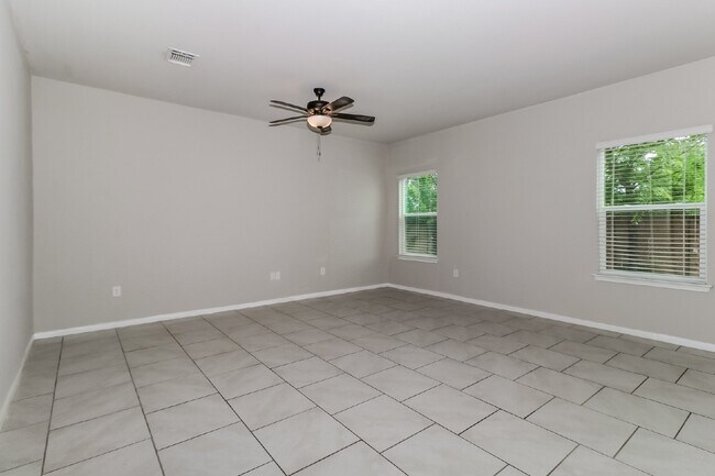 Building Photo - 9201 Sawyer Fay Ln Austin, TX