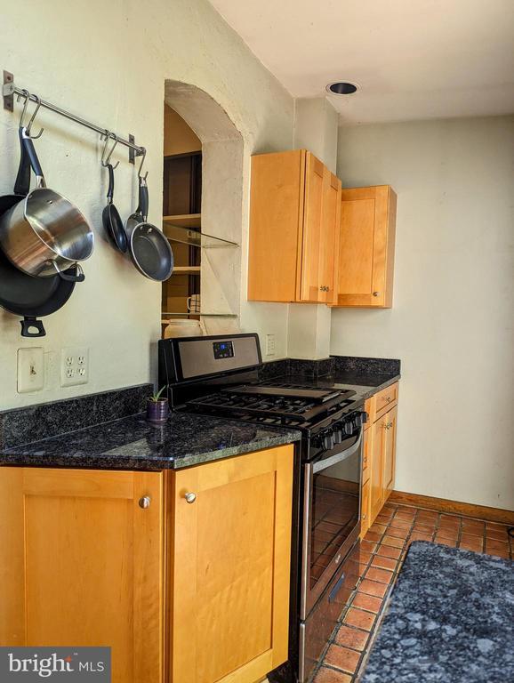 Foto del edificio - 724 N Bodine St