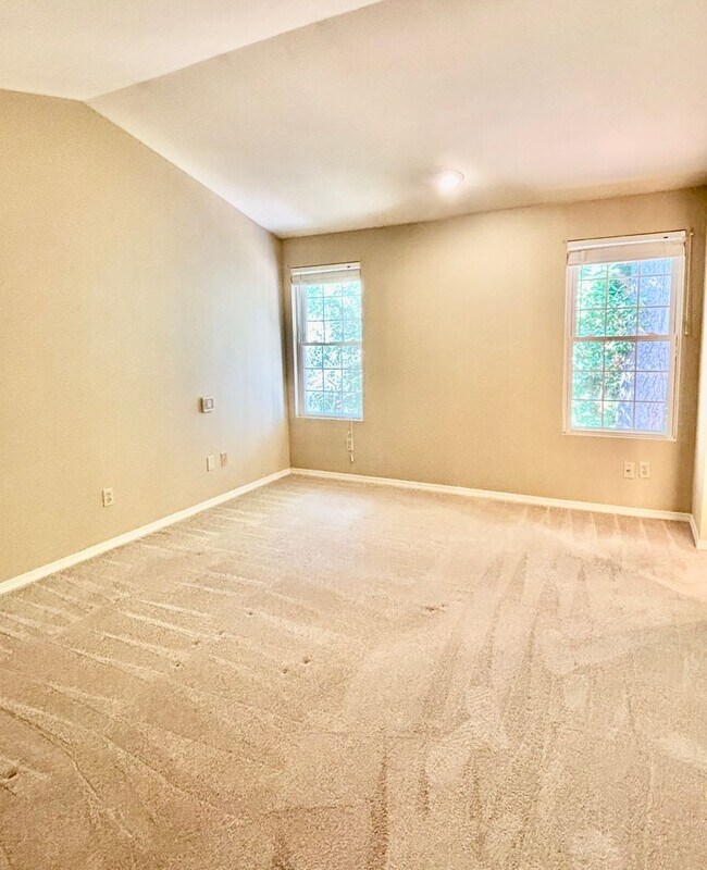 Foto del edificio - 3 Bed / 2.5 Bath Redmond single family hom...