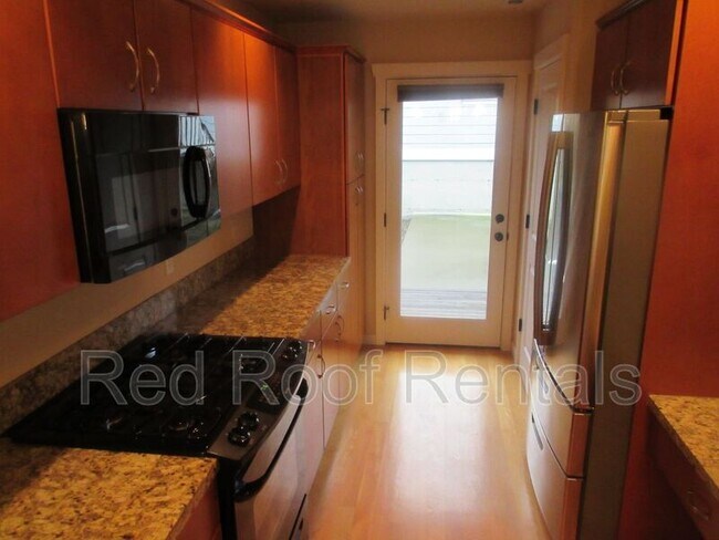 Foto del edificio - 5726 N Ruby St