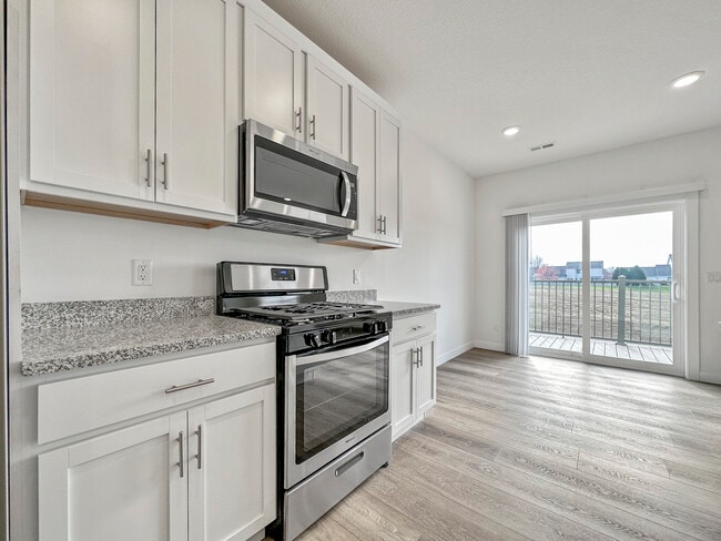 Building Photo - Birchwood Grove