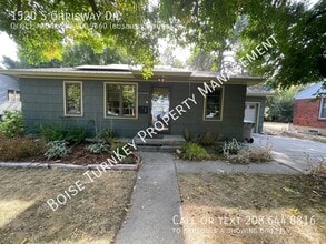 Building Photo - 1520 Chrisway Dr