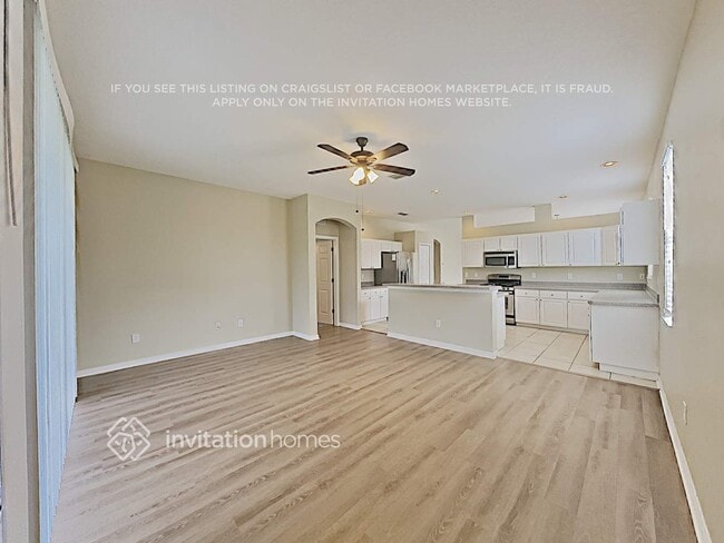 Building Photo - 6402 Bridgecrest Dr