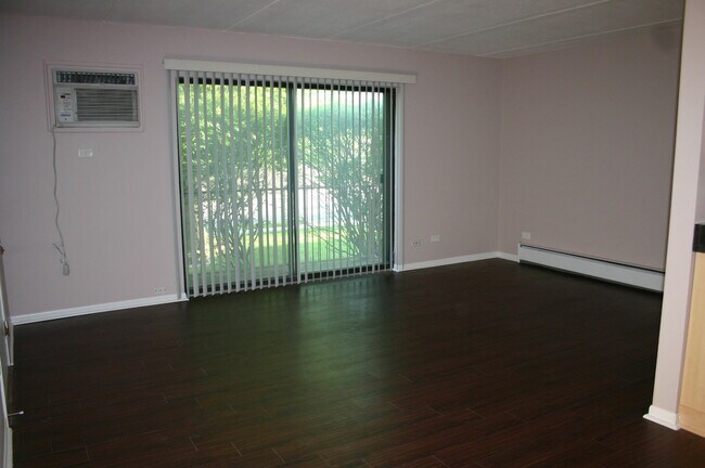 Foto del edificio - 724 Warren Ave
