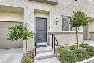 Building Photo - 12230 Golden Wreath Rd