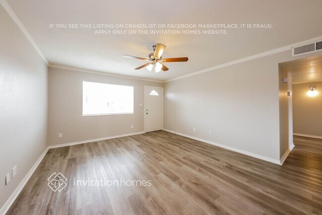 Building Photo - 18423 N 32nd Ln