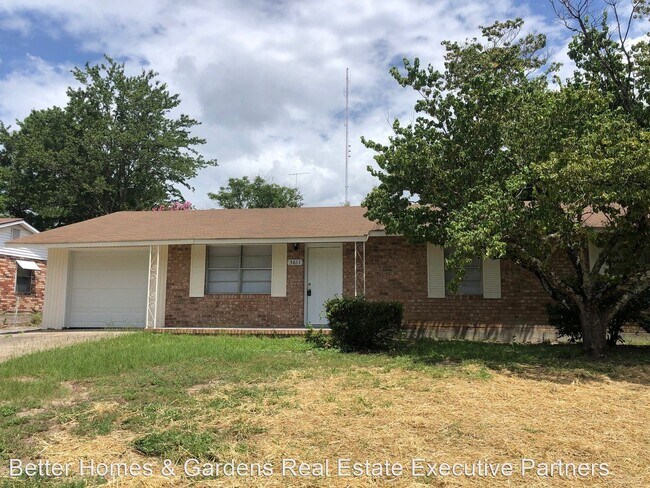 Building Photo - 3 br, 2 bath House - 3611 London Blvd