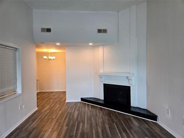 Foto del edificio - 9696 Walnut St
