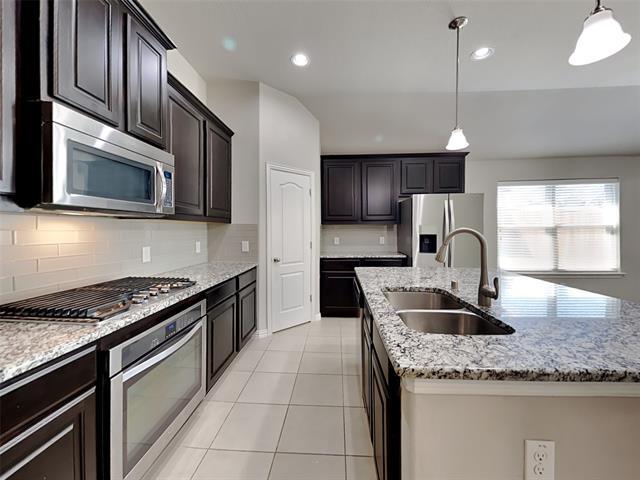 Building Photo - 1408 Daffodil Ct