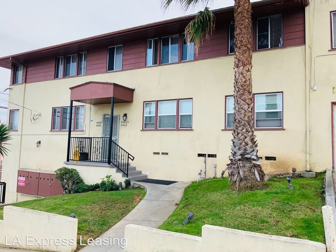 Foto principal - 4466 1/2 W 59th St