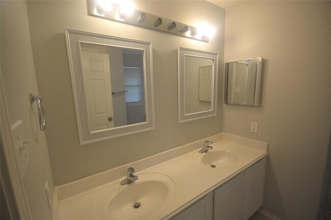 Foto del edificio - 2719 Hackamore Hollow Ln