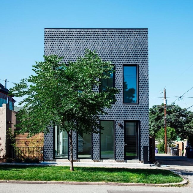 Photo - 1016 30th Street House