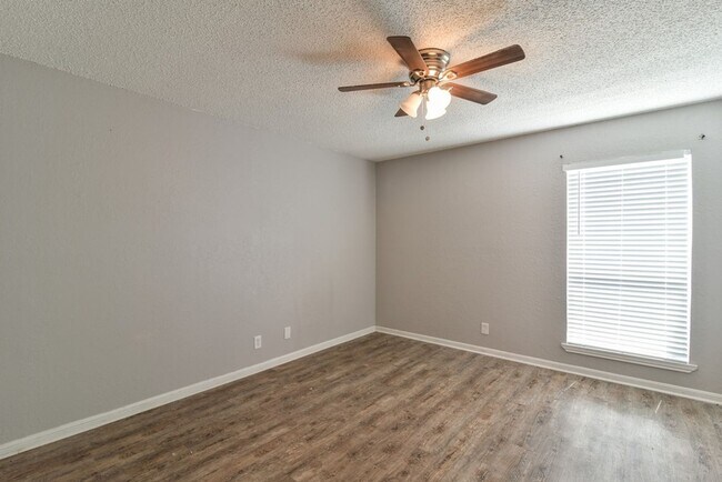 Foto del edificio - Affordable 2 bedroom in North Arlington