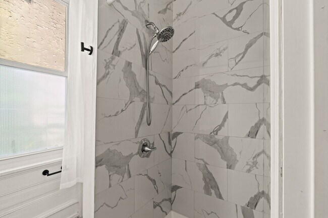 Foto del edificio - 2123 N 17th St