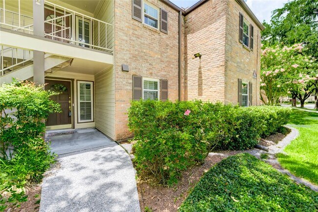 Foto del edificio - 12964 Trail Hollow Dr