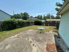 Building Photo - 200 Rugby St Building Photo - 200 Rugby St