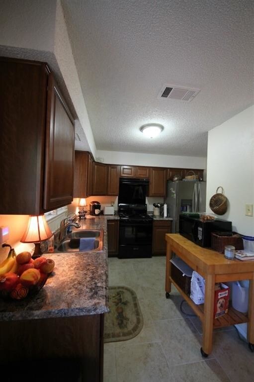 Foto del edificio - 3328 Clarksburg Dr