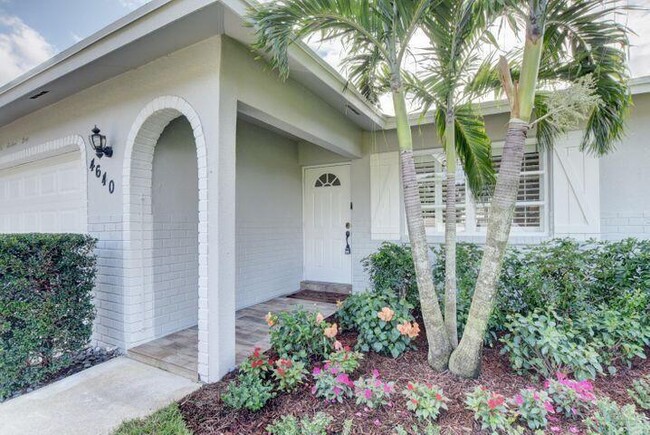 Foto del edificio - 4640 Ellwood Dr