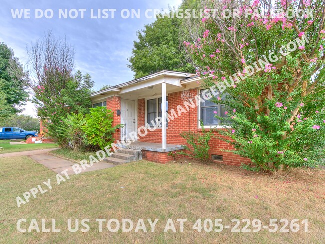 Building Photo - 7201 NW 44th St
