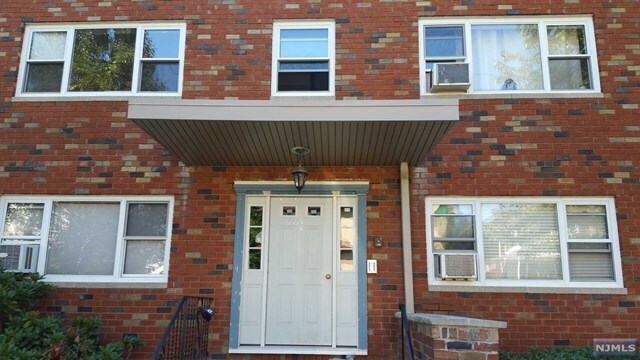 Primary Photo - 2430 8th St