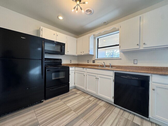 Foto del edificio - ***1802 S. 14th Place***