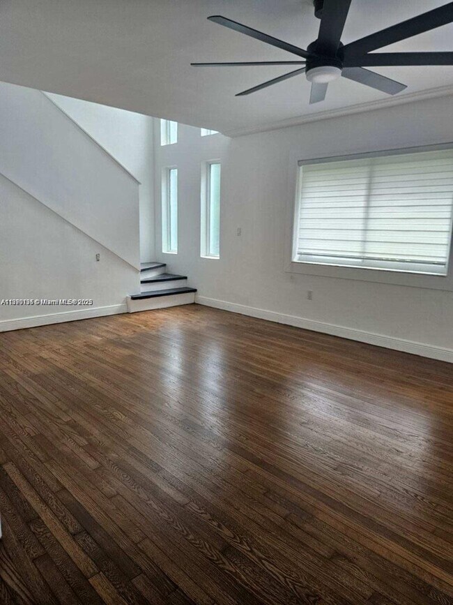 Foto del edificio - 1244 SW 13th Ave