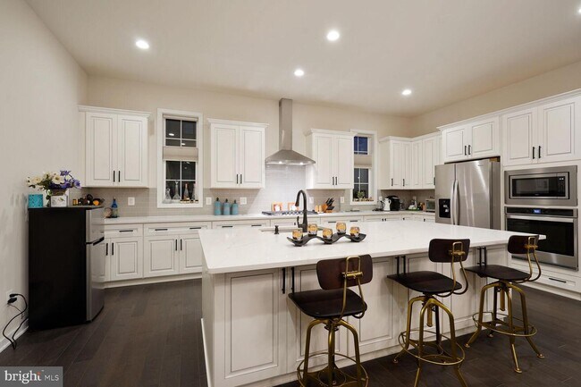 Foto del edificio - 43925 Hurleys Hunt Terrace