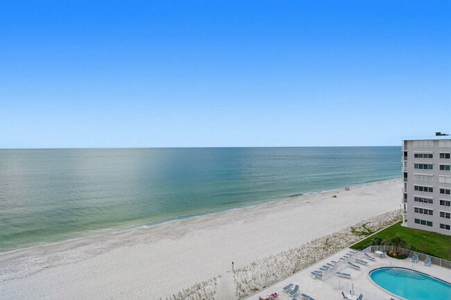 Building Photo - 3443 Gulf Shore Blvd N