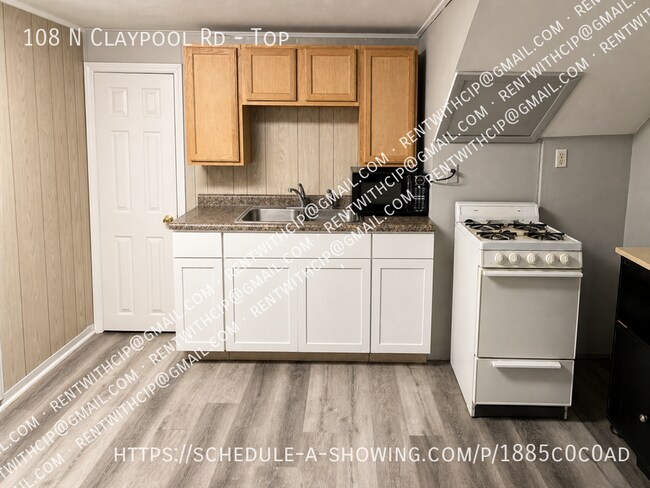 Foto del edificio - 108 N Claypool Rd