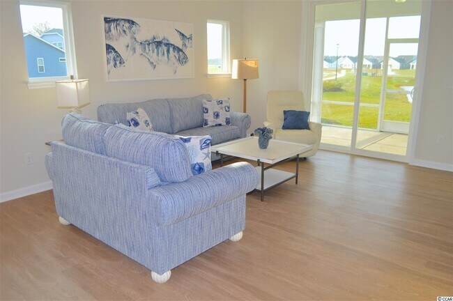 Foto del edificio - 909 US-17