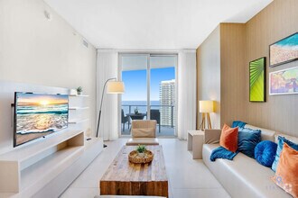 Building Photo - 4111 S Ocean Dr