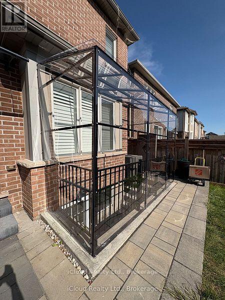 Photo du bâtiment - 1198 McEachern Ct