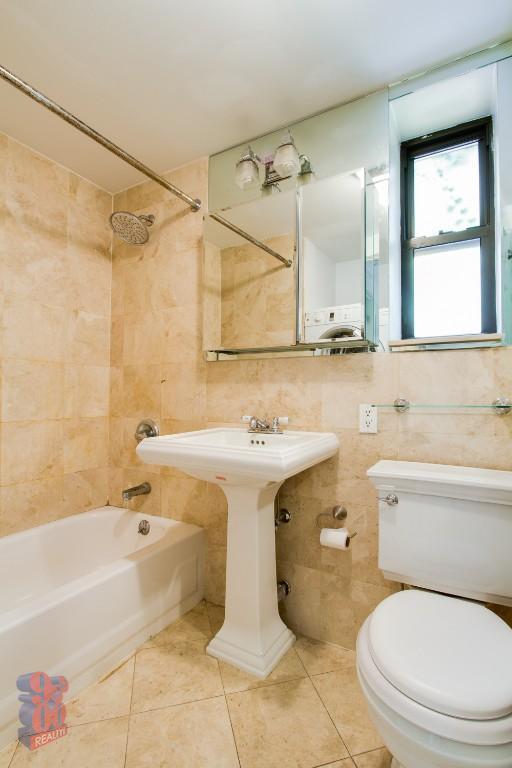 Foto del edificio - 233 E 29th St